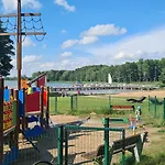 Nad Jeziorem Dadaj *