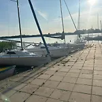 Nad Jeziorem Dadaj Villa *